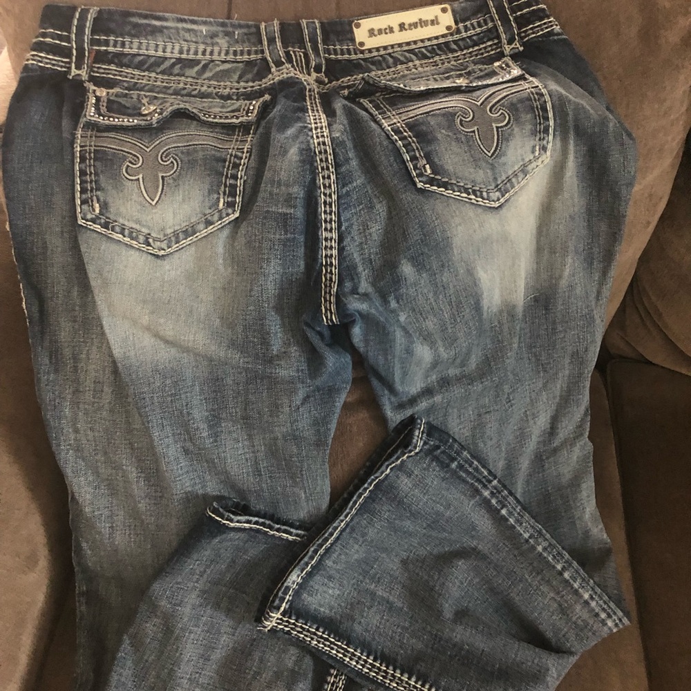 Rock Revival boot cut. Euc. Size 36 long.